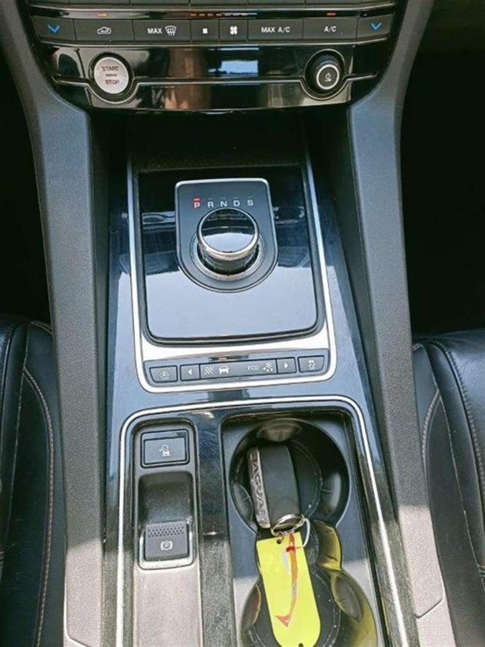 F-Pace   F-Pace 2.0d i4 Prestige awd