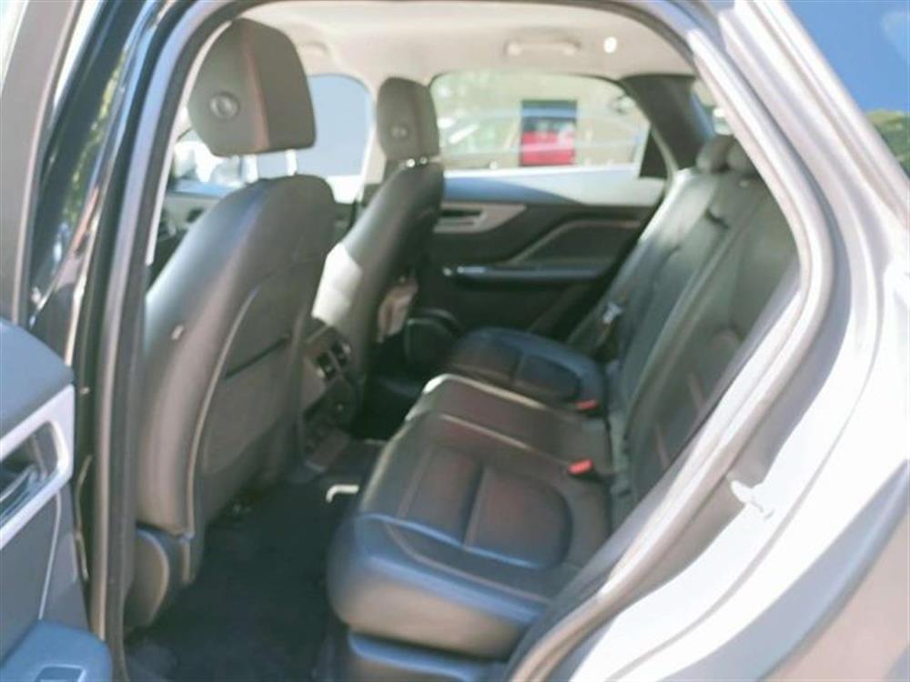 F-Pace   F-Pace 2.0d i4 Prestige awd
