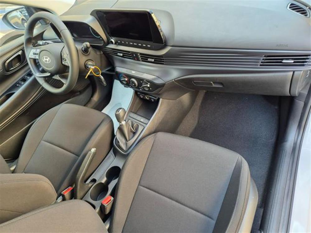 i20   i20 1.2 MPI MT Connectli