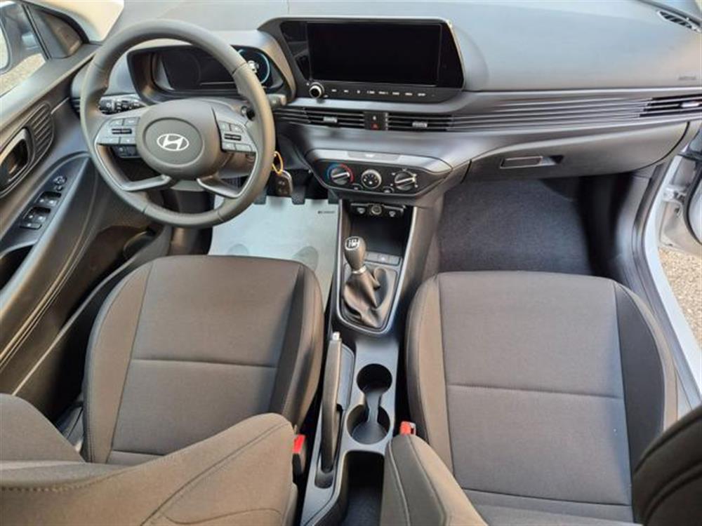 i20   i20 1.2 MPI MT Connectli