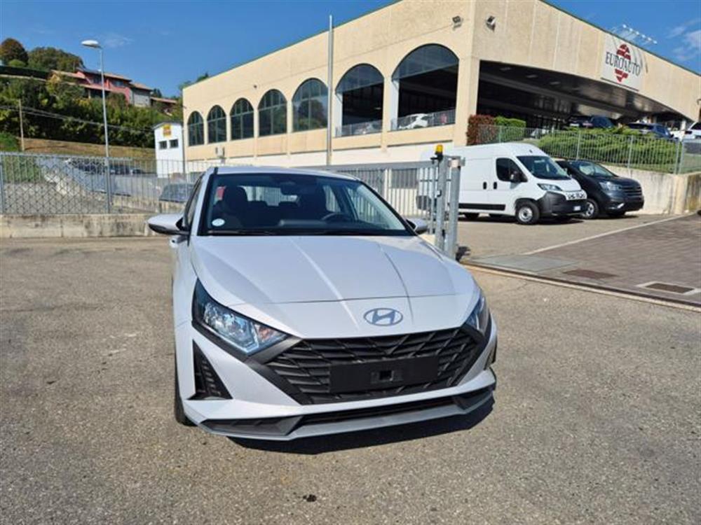 i20   i20 1.2 MPI MT Connectli