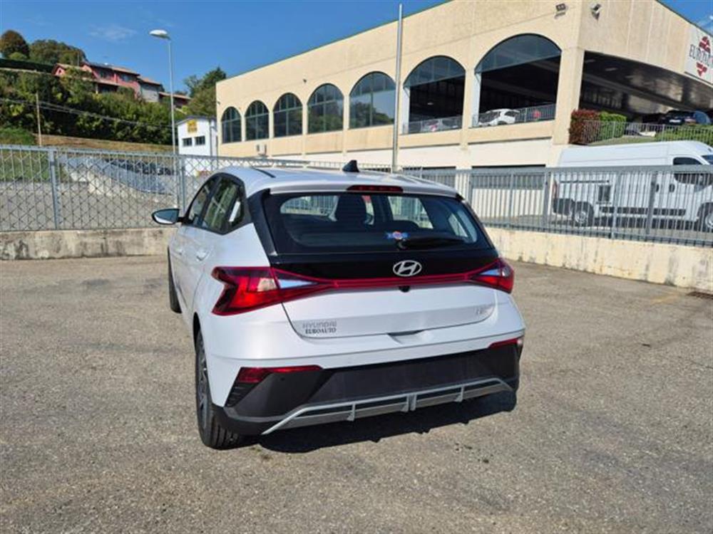 i20   i20 1.2 MPI MT Connectli