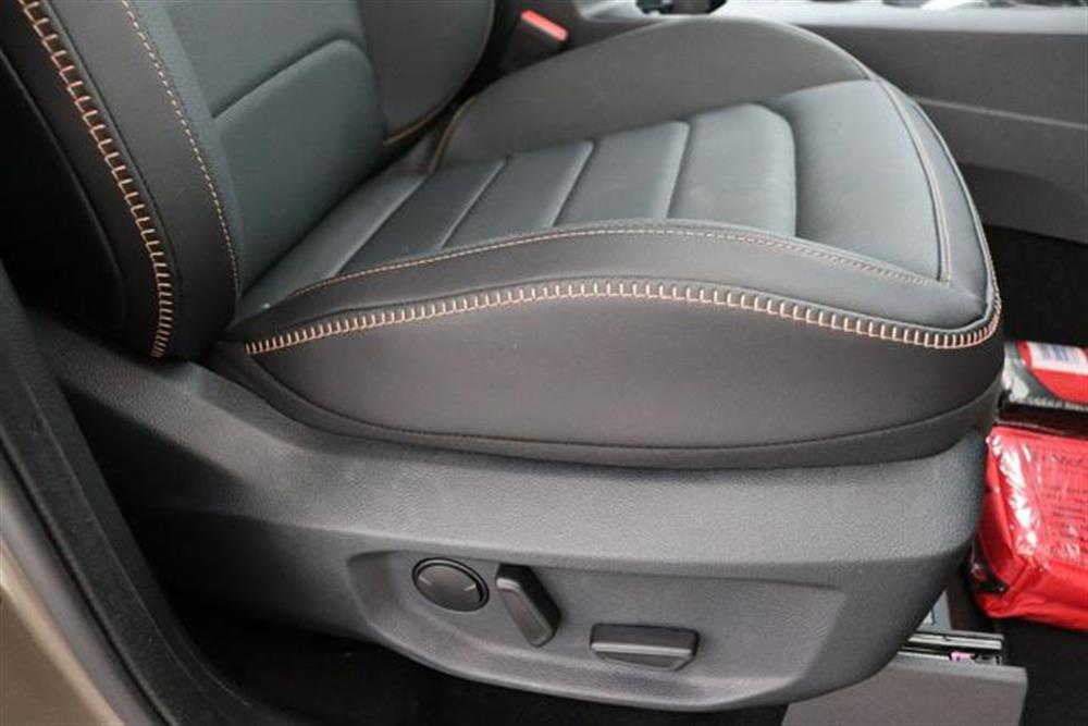 Amarok   Amarok 3.0 V6 TDI 241CV 4MO