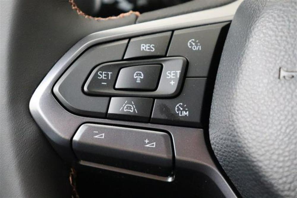 Amarok   Amarok 3.0 V6 TDI 241CV 4MO