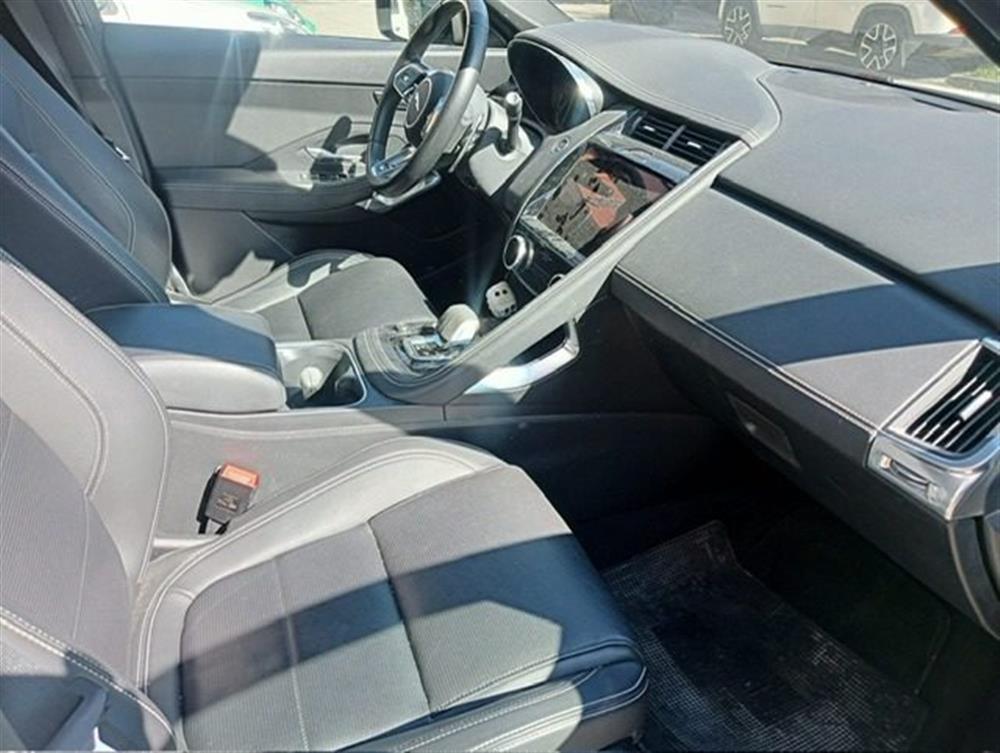 E-Pace   E-Pace 1.5 I3 160 HYBRID MH