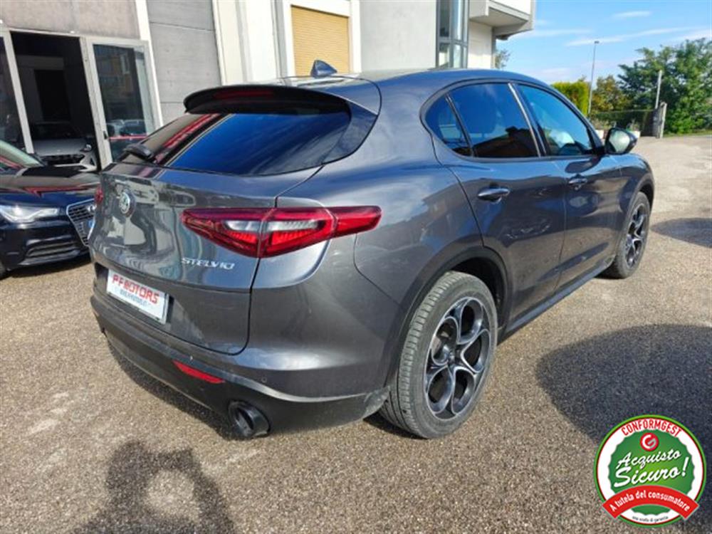 Stelvio   Stelvio 2.2 Turbodiesel 160
