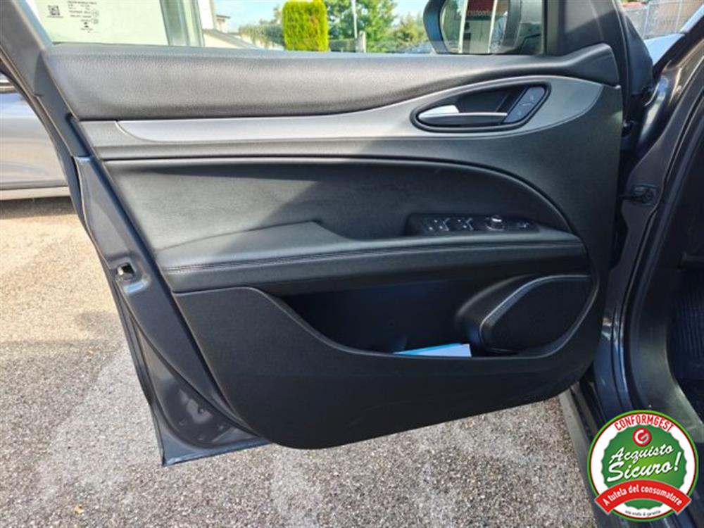 Stelvio   Stelvio 2.2 Turbodiesel 160