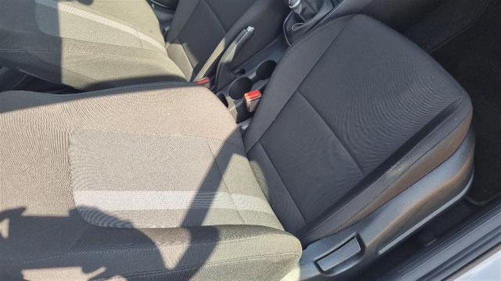 i20   i20 1.0 T-GDI 48V  Conne