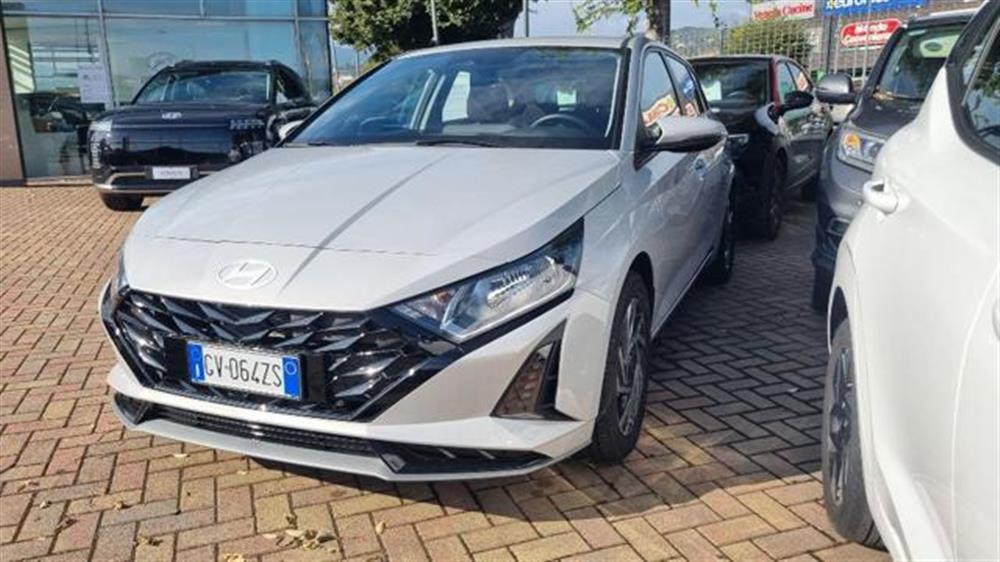 i20   i20 1.0 T-GDI 48V  Conne