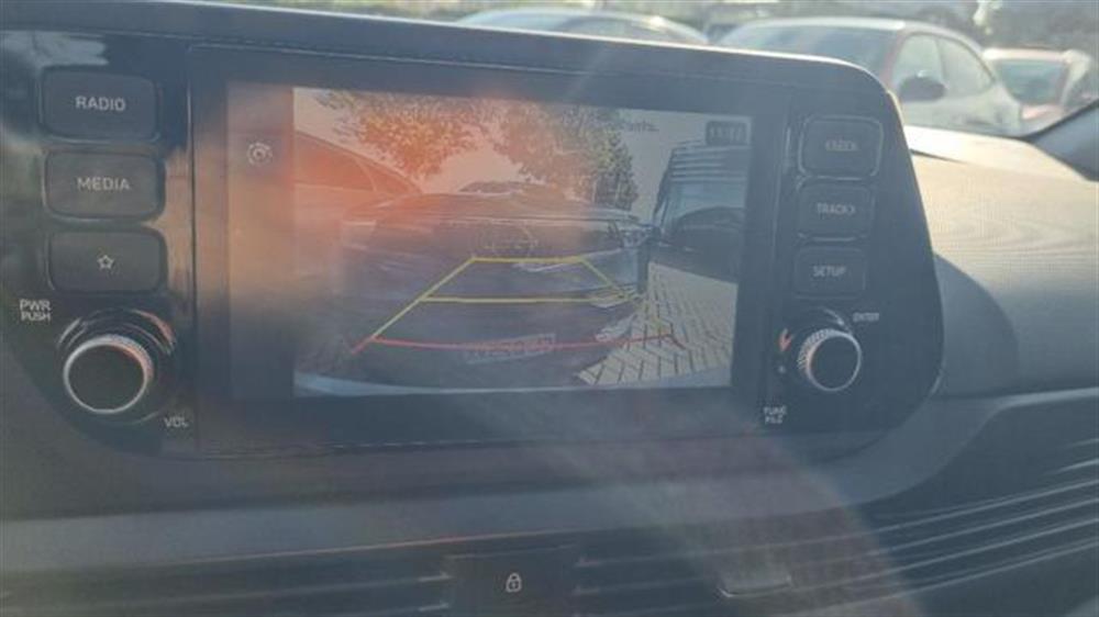 i20   i20 1.0 T-GDI 48V  Conne