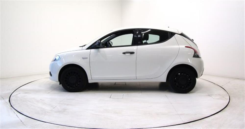 Ypsilon   Ypsilon 1.0 FireFly Hybrid E