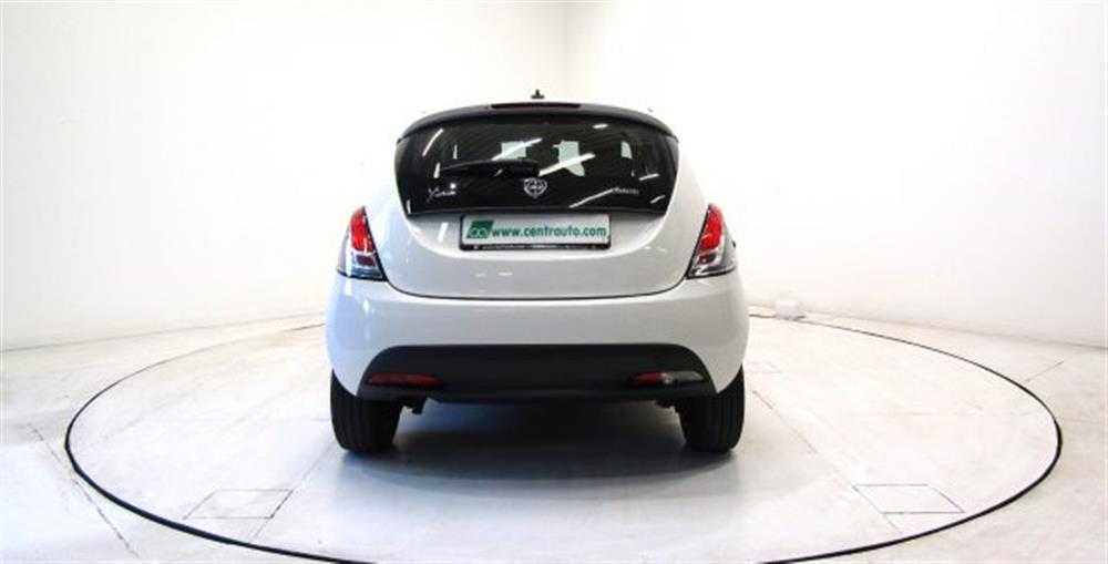 Ypsilon   Ypsilon 1.0 FireFly Hybrid E
