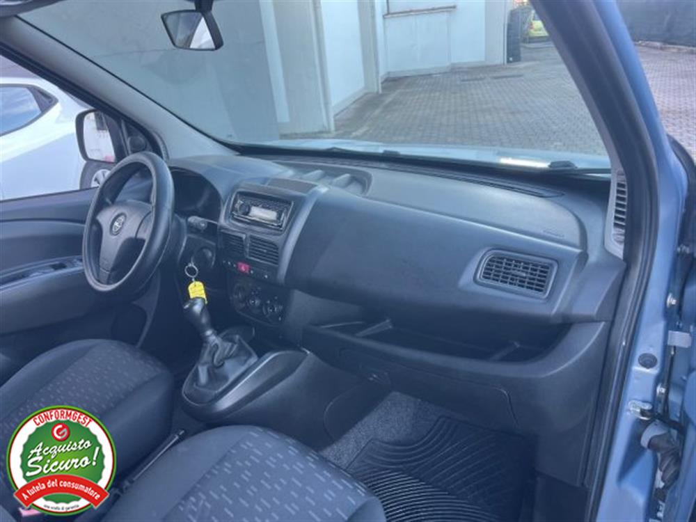 Doblo   Doblo Opel Combo 1.3 CDTi