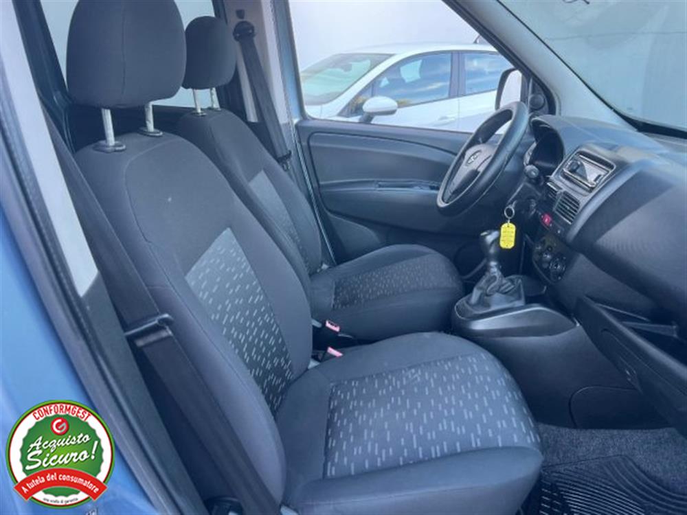 Doblo   Doblo Opel Combo 1.3 CDTi
