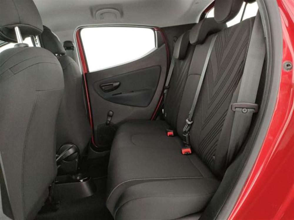 Ypsilon   Ypsilon 1.0 FireFly 5 porte