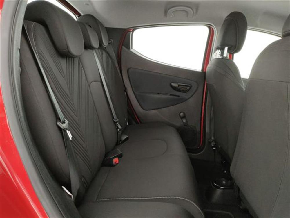 Ypsilon   Ypsilon 1.0 FireFly 5 porte