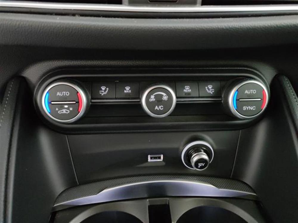 Stelvio   Stelvio 2.2 Turbodiesel 190