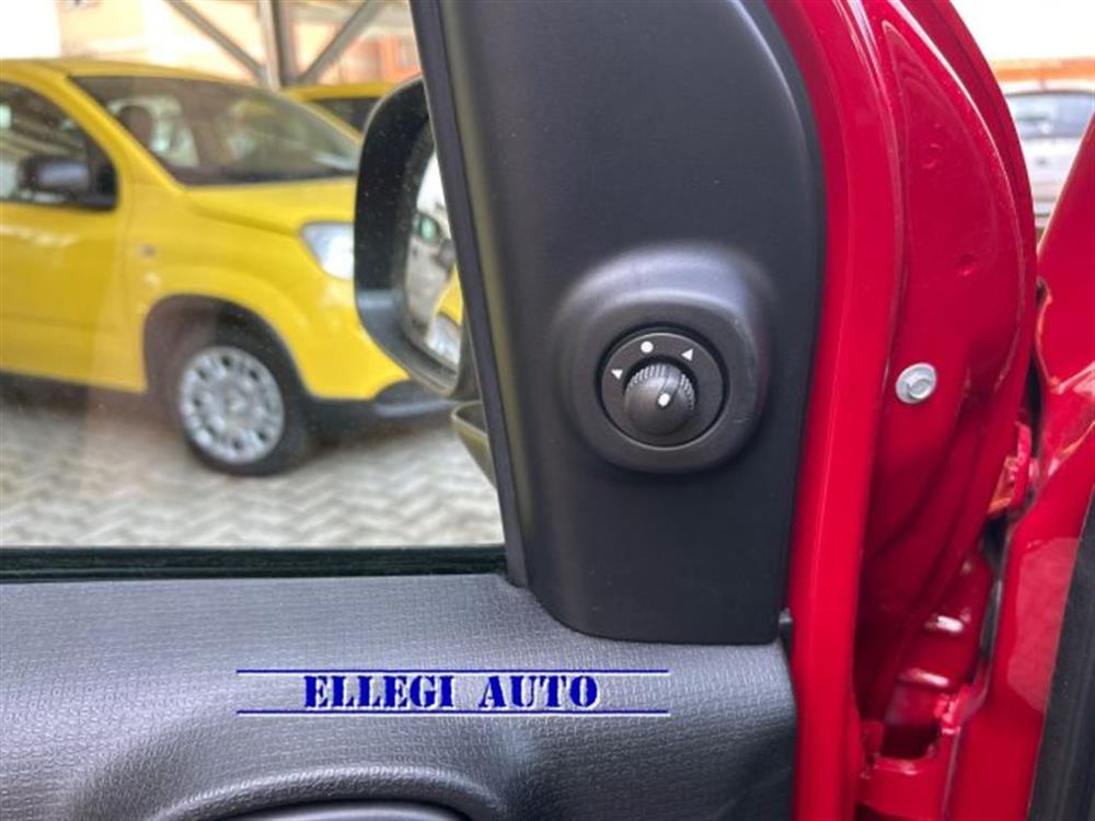 Panda   Panda 1.0 HYBRID 5 POSTI +