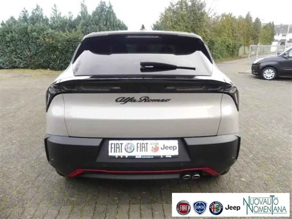 Junior   Junior 1.2 136 CV Hybrid eD