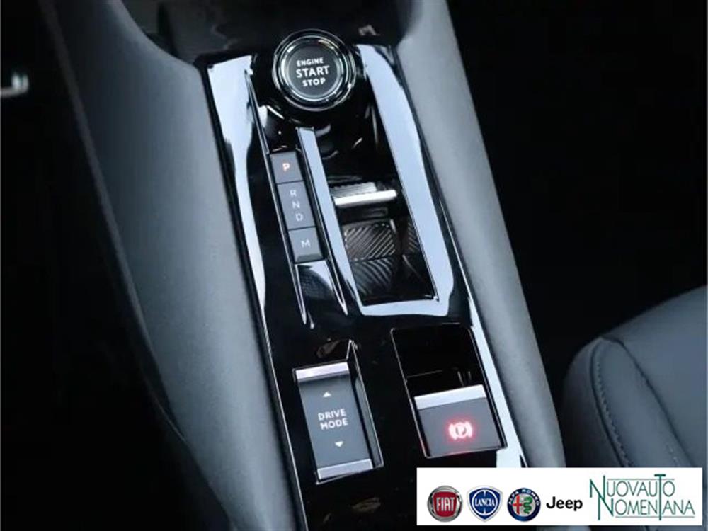 Junior   Junior 1.2 136 CV Hybrid eD