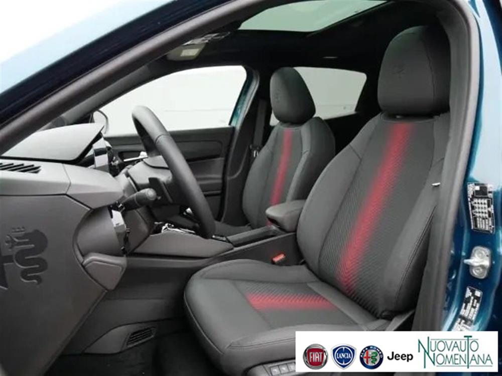 Junior   Junior 1.2 136 CV Hybrid eD