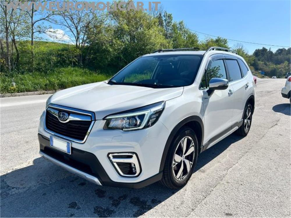 Forester   Forester 2.0 e-Boxer Premium