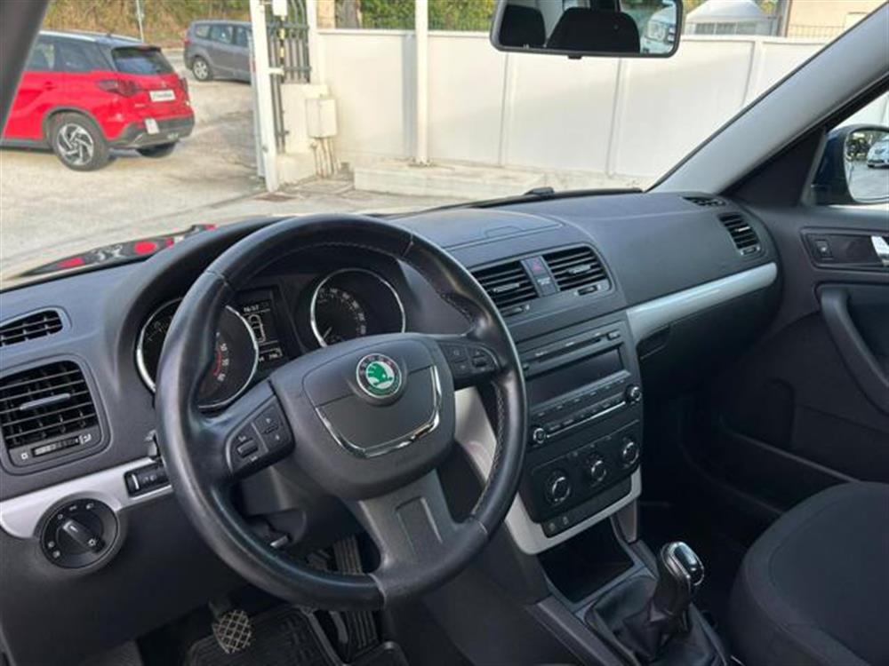 Yeti   Yeti 1.6 TDI 105cv Advent