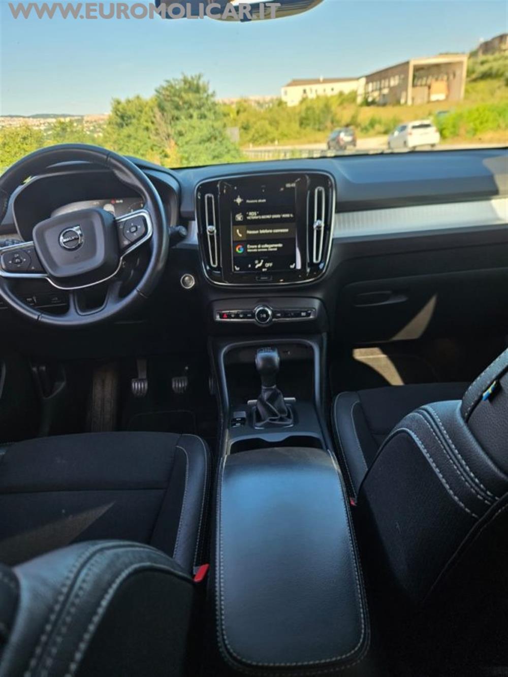 XC40   XC40 2.0 D3 Momentum 150c