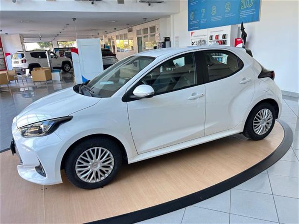 Yaris   Yaris 1.0 5 porte Active