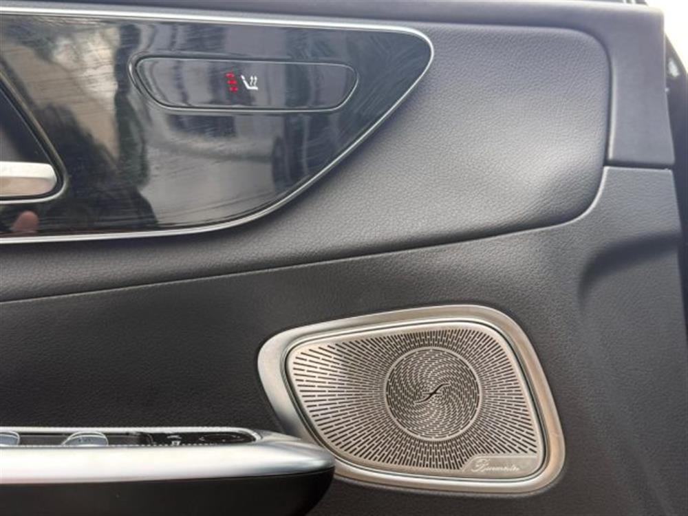 GLC 300   GLC 300 d 4Matic Mild Hybrid