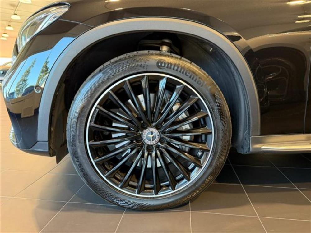 GLC 300   GLC 300 d 4Matic Mild Hybrid