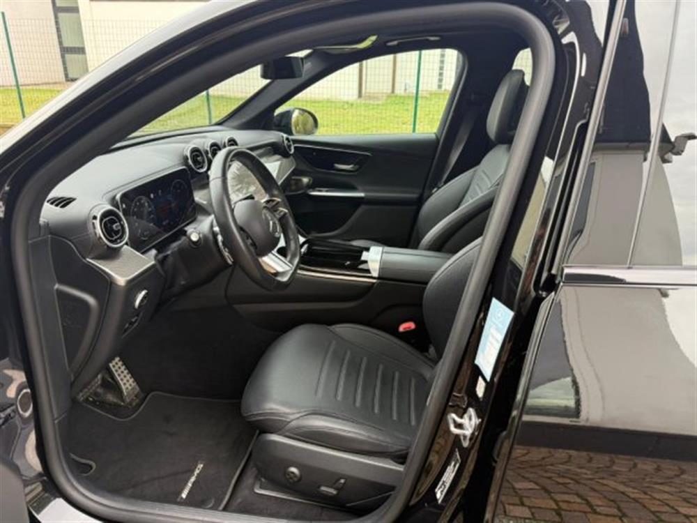 GLC 300   GLC 300 d 4Matic Mild Hybrid