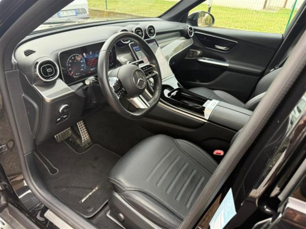 GLC 300   GLC 300 d 4Matic Mild Hybrid
