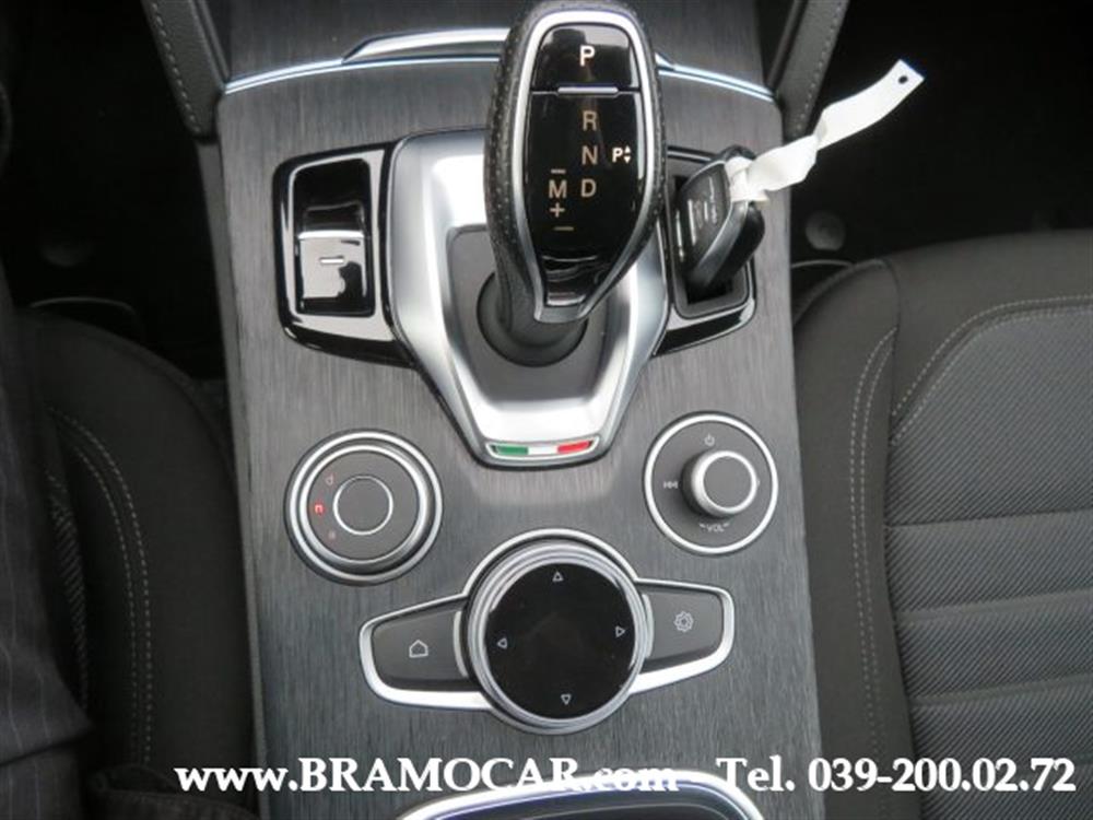 Stelvio   Stelvio 2.2 TD 190cv AT8 Q4