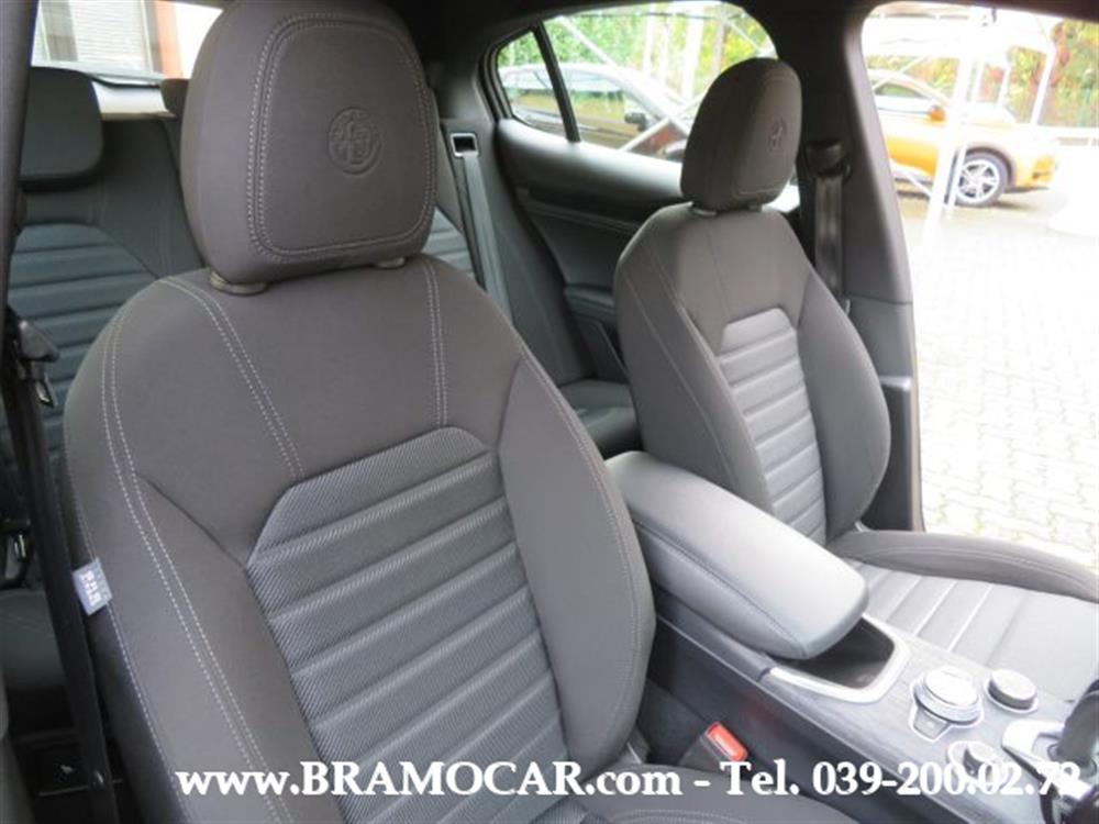 Stelvio   Stelvio 2.2 TD 190cv AT8 Q4