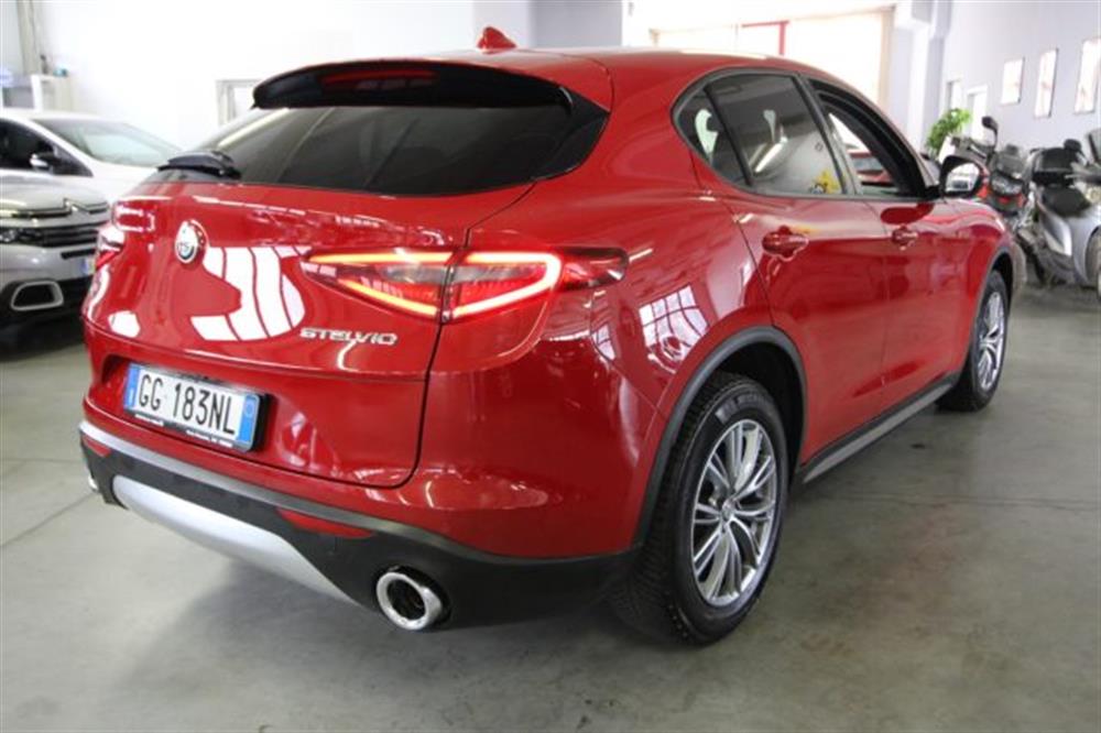 Stelvio   Stelvio 2.2 Turbodiesel 190