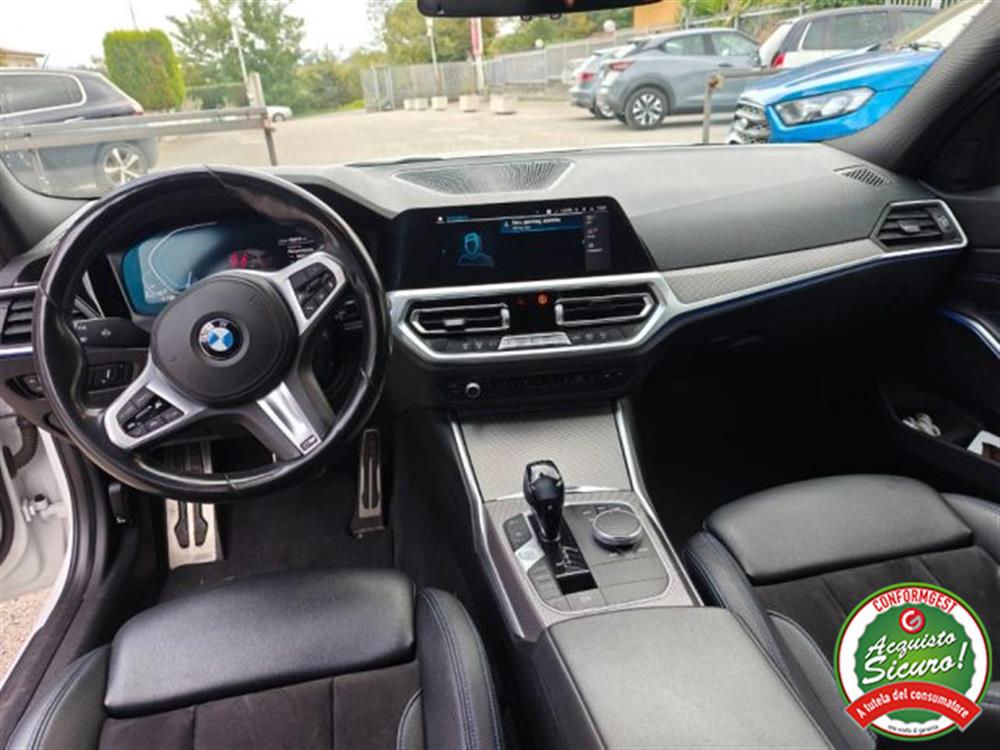 318   318 d Touring Msport