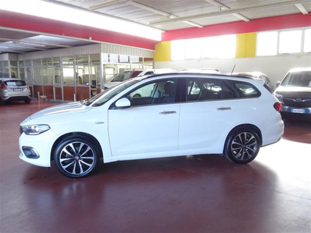 Tipo   Tipo 1.3 Mjt S&S SW Loung