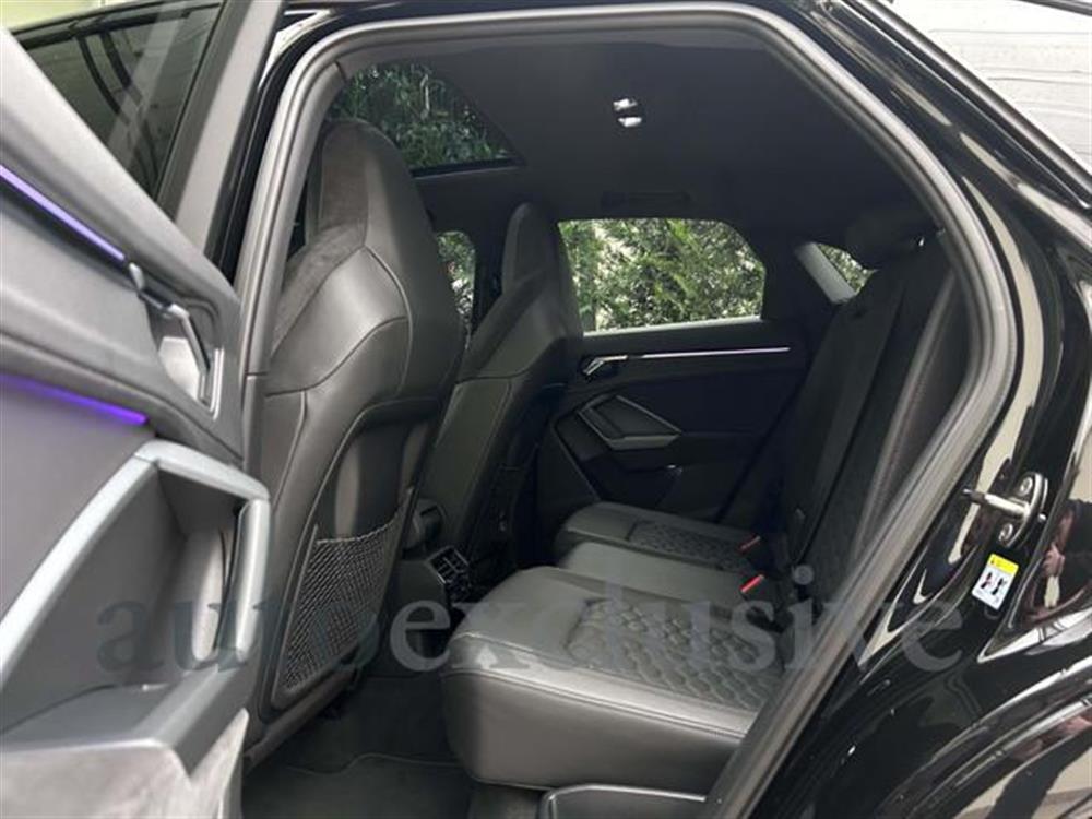 RS Q3   RS Q3 SPB quattro S tronic