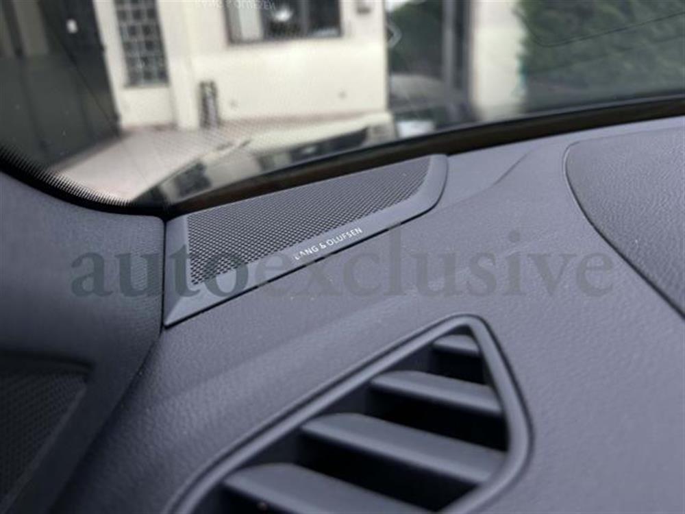 RS Q3   RS Q3 SPB quattro S tronic