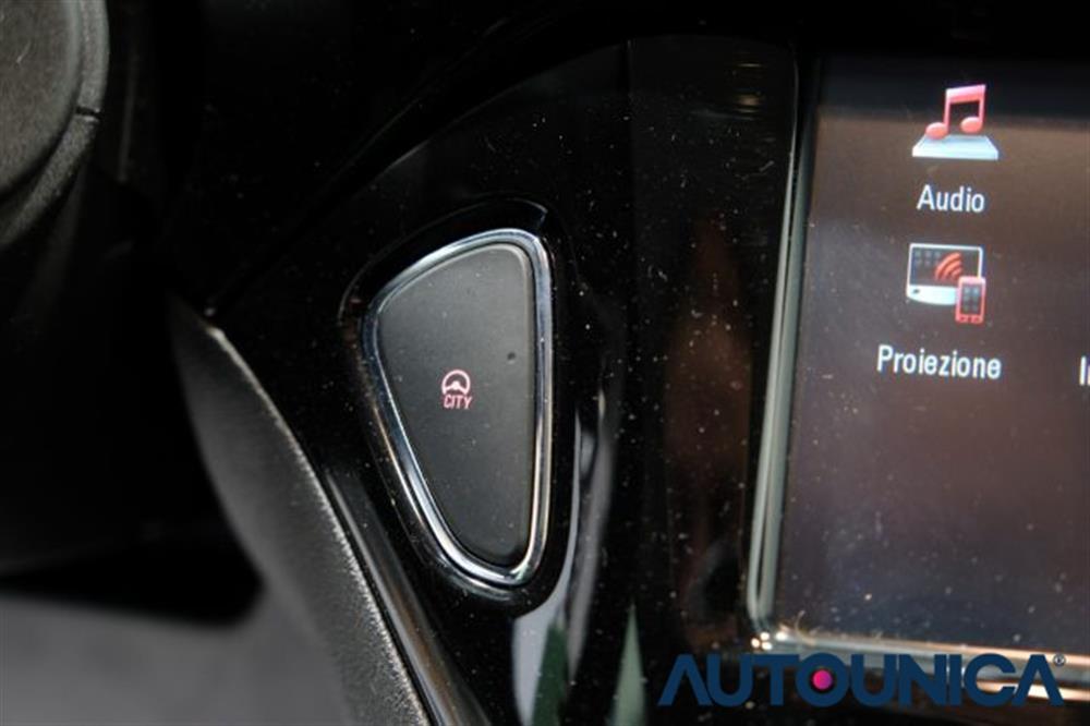 Corsa   Corsa 1.4 90CV GPL TECH 5