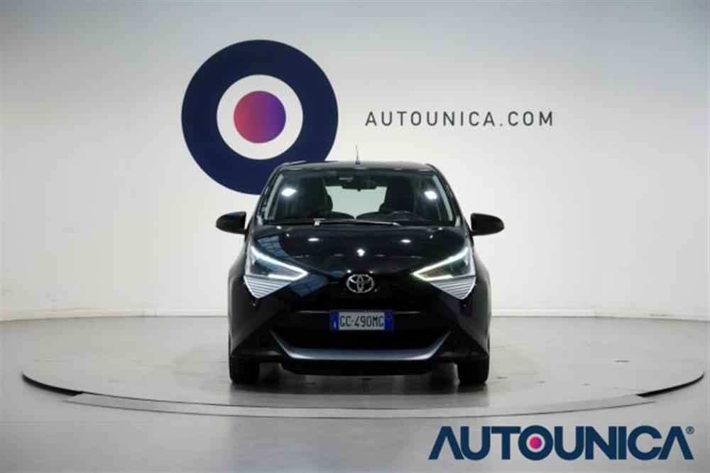 Aygo   Aygo CONNECT 1.0 VVT-i 72