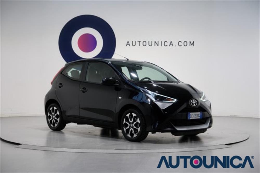 Aygo   Aygo CONNECT 1.0 VVT-i 72