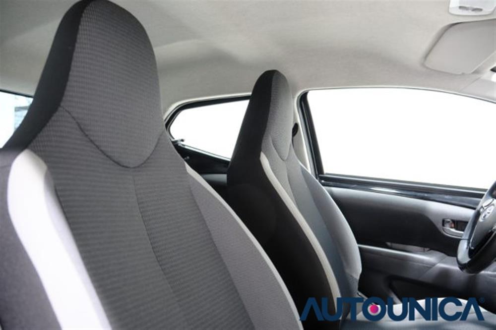 Aygo   Aygo CONNECT 1.0 VVT-i 72