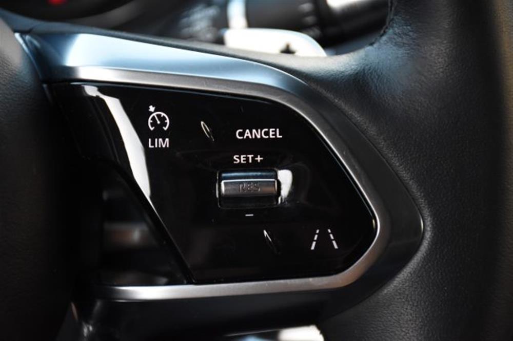 E-Pace   E-Pace 2.0D I4 163 CV AWD A