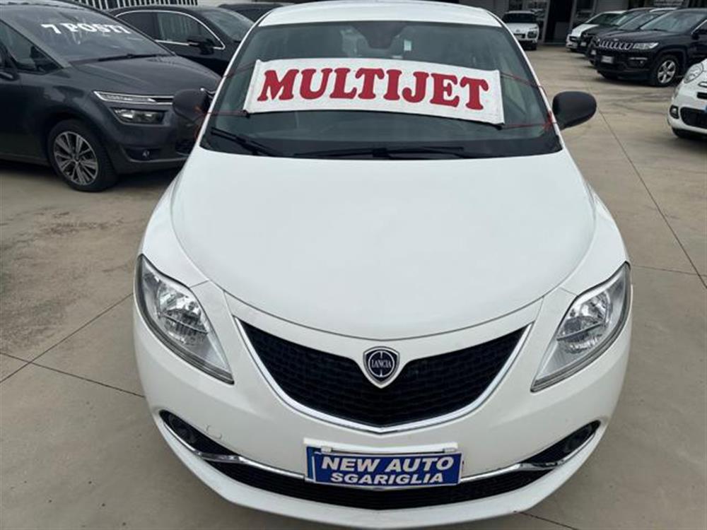 Ypsilon   Ypsilon 1.3 MJT 95 CV 5P. S&