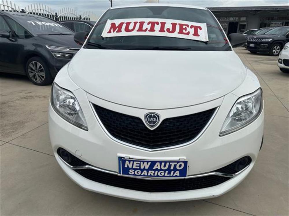 Ypsilon   Ypsilon 1.3 MJT 95 CV 5P. S&