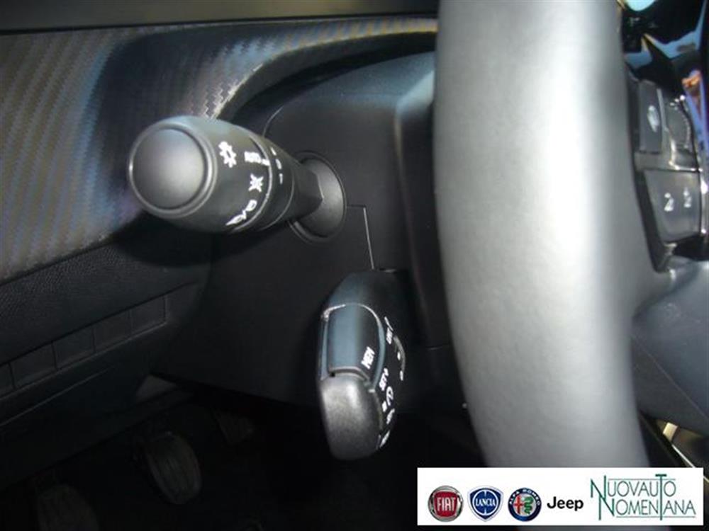 208   208 PureTech Style 75CV