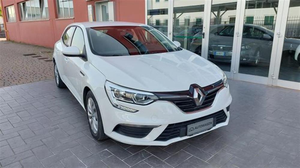 Megane   Megane Mégane dCi 8V 110 CV