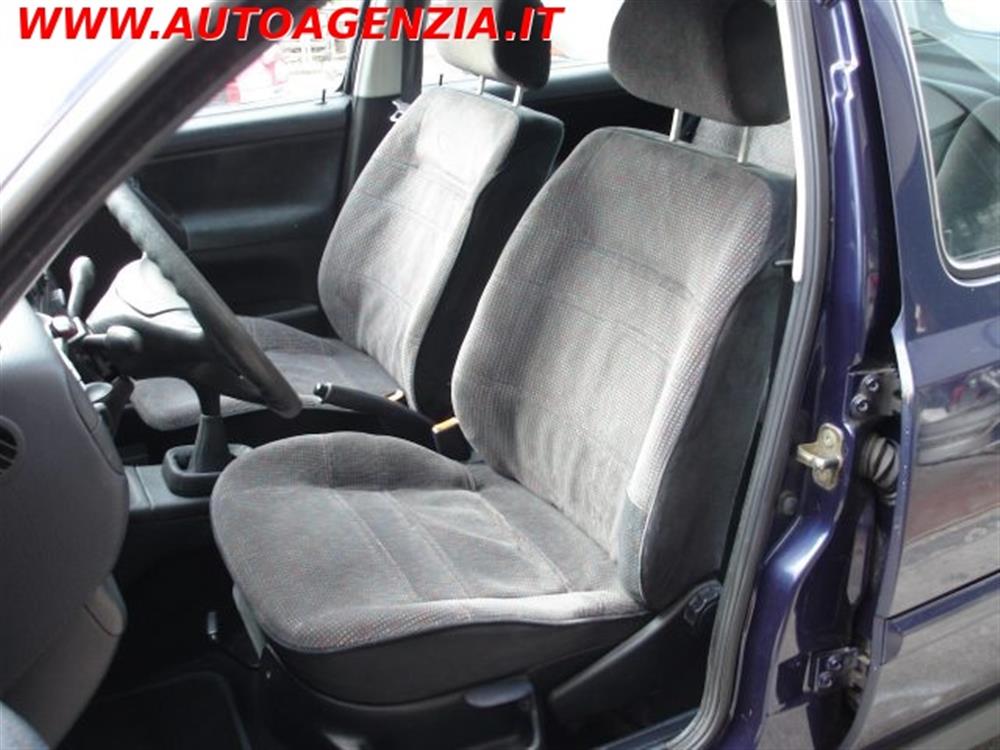 Golf   Golf 1.6 cat 5 porte GL